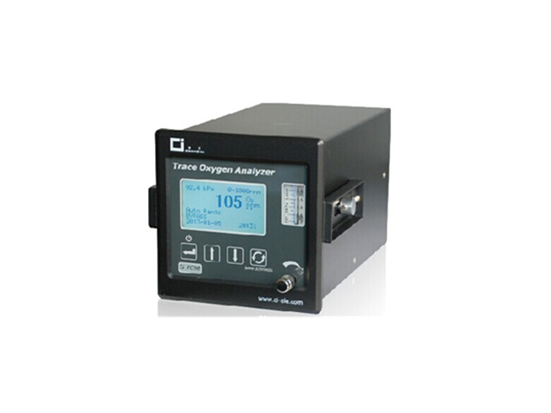 微量氧分析仪